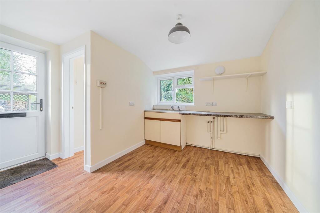 Additional image 5 of Pear Ash Lane, Pen Selwood, Wincanton