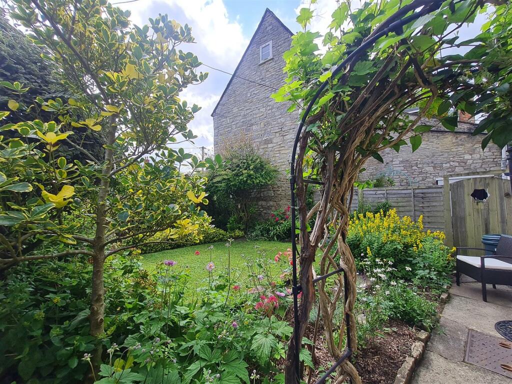 Additional image 12 of Laurel Lane, Queen Camel, Yeovil