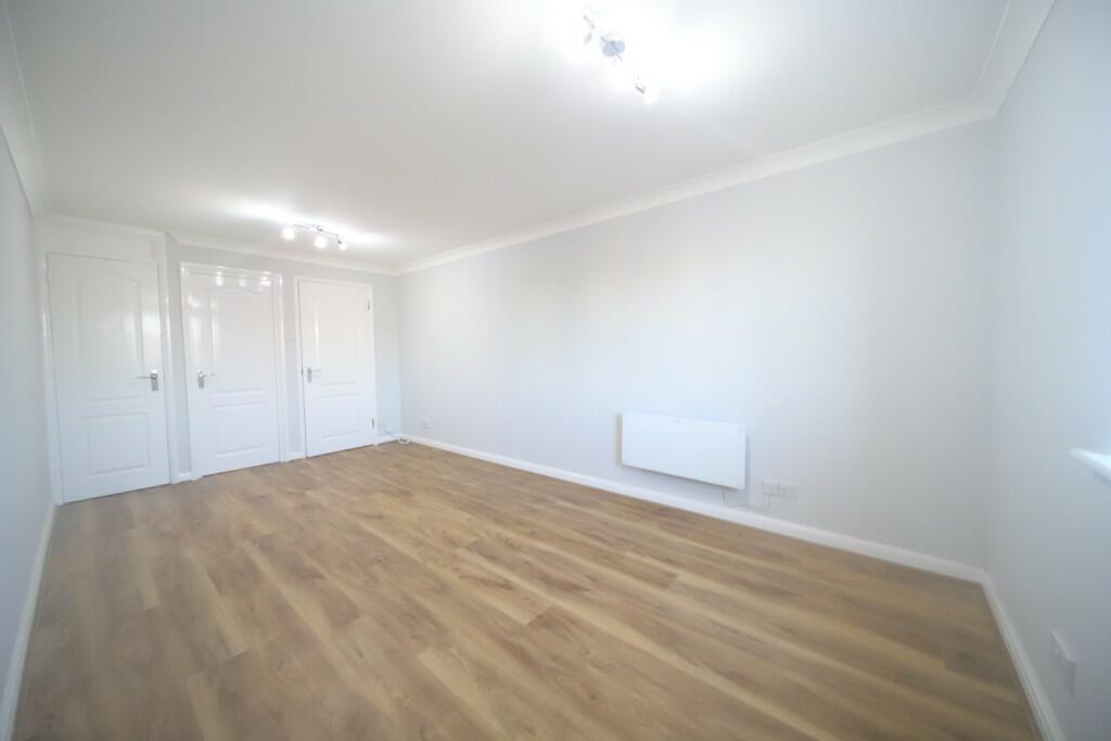 Additional image 3 of Walsingham Close, Hatfield, Hertfordshire, AL10