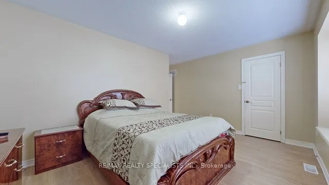 Additional image 30 of 53 Heatherglen Dr