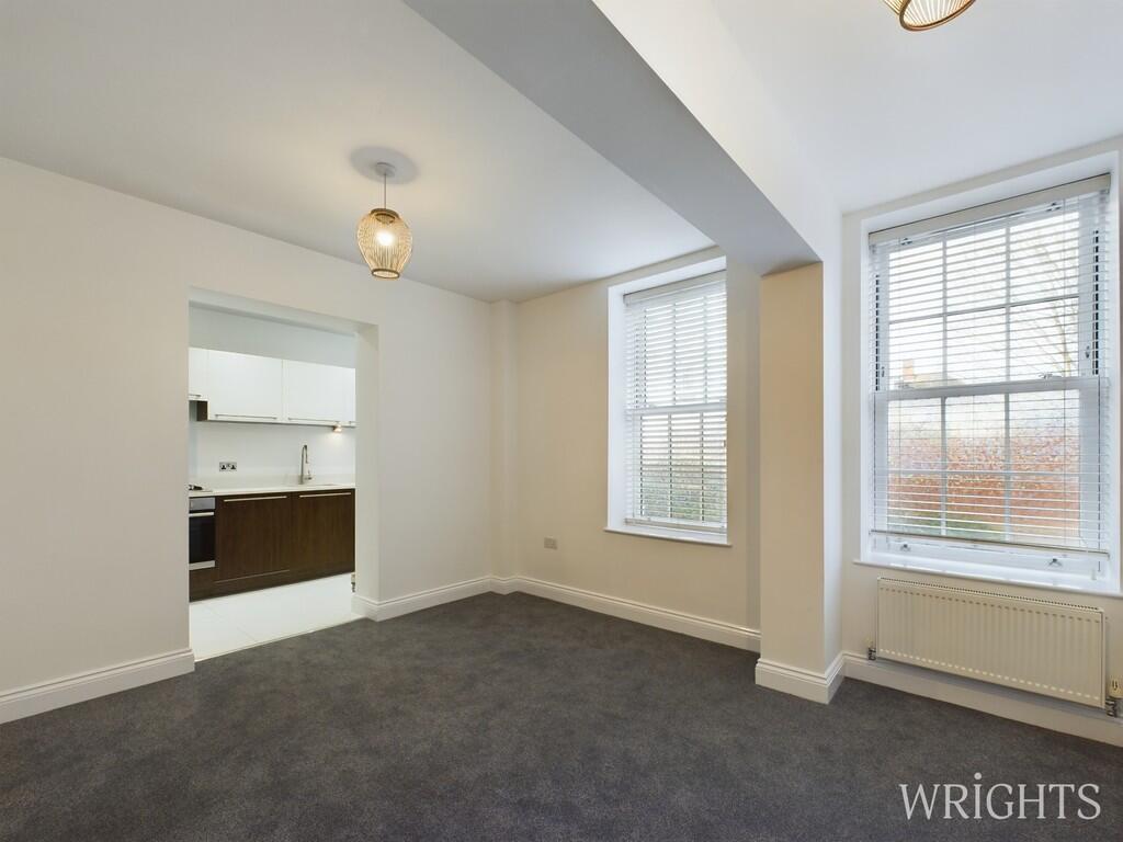 Additional image 5 of St Albans Road East, Hatfield