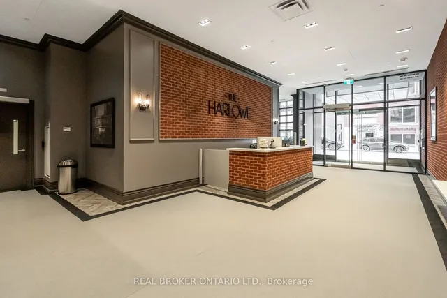 Additional image 21 of 608 Richmond St Unit 717