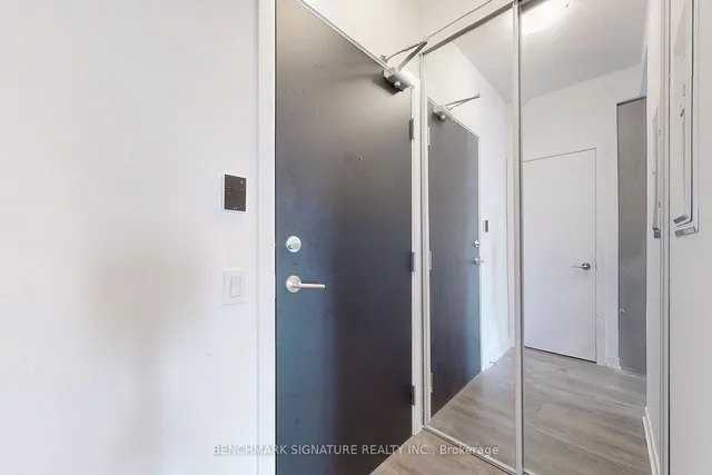Additional image 15 of 87 Peter St Unit 3701