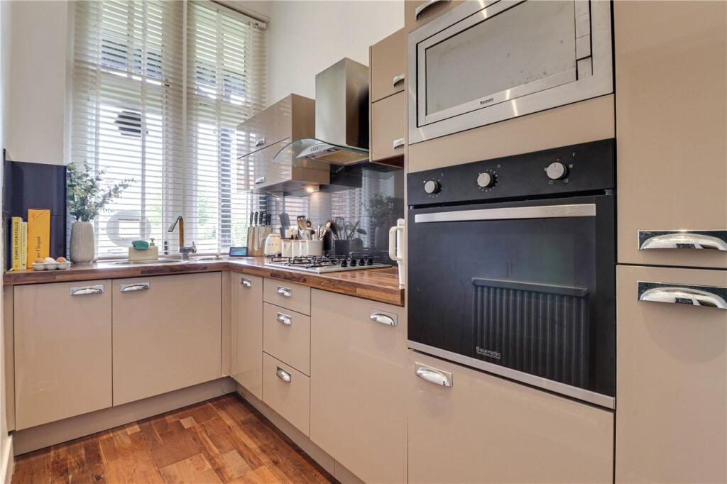 Additional image 7 of Hollybush Lane, Harpenden, Hertfordshire, AL5