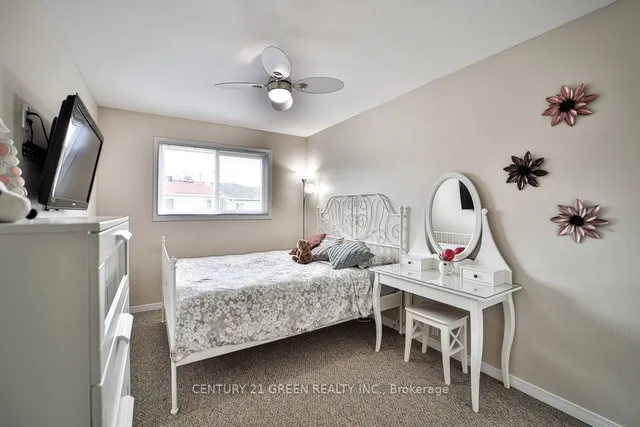 Additional image 11 of 79 Warwick Castle Crt