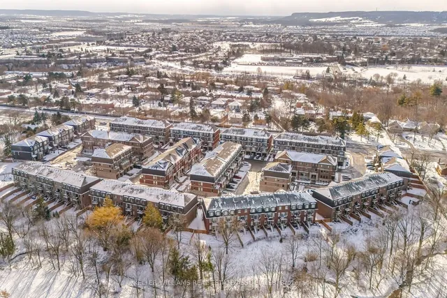 Additional image 32 of 445 Ontario St Unit 72