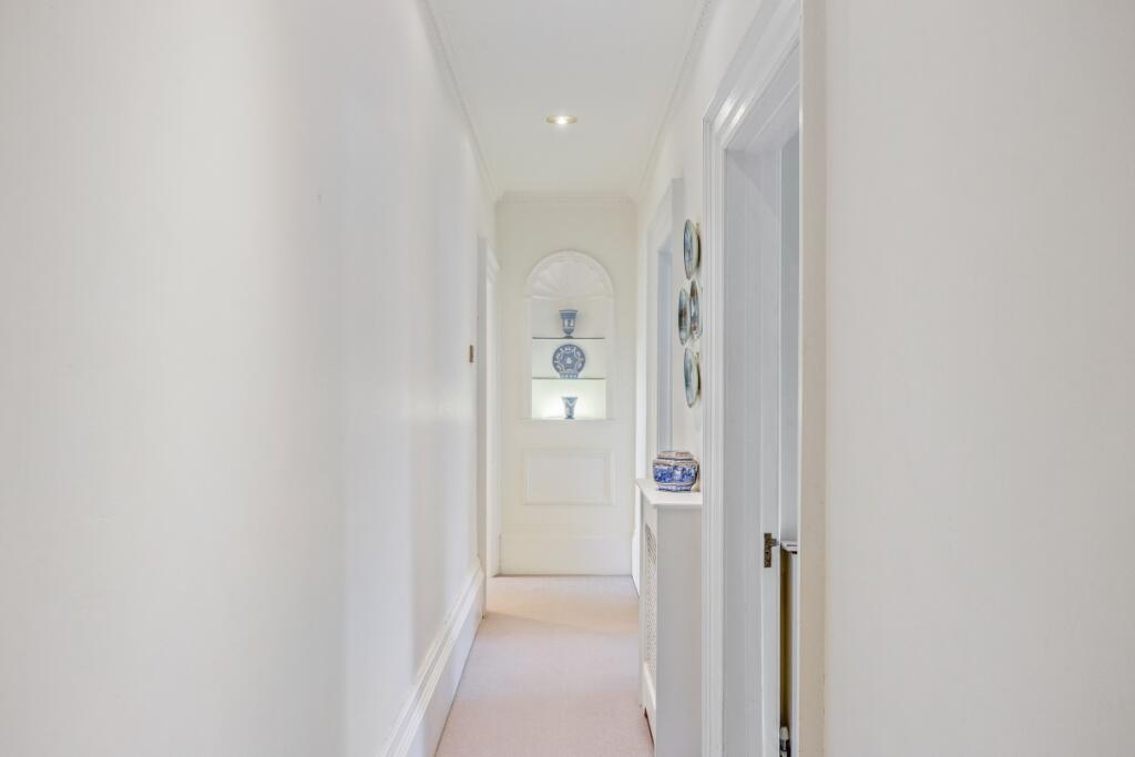 Additional image 10 of Royal Crescent Bath BA1