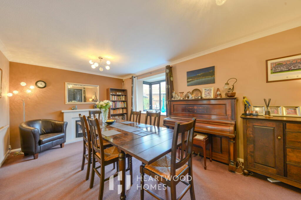 Additional image 9 of Old Orchard, Park Street, St. Albans, AL2 2QB