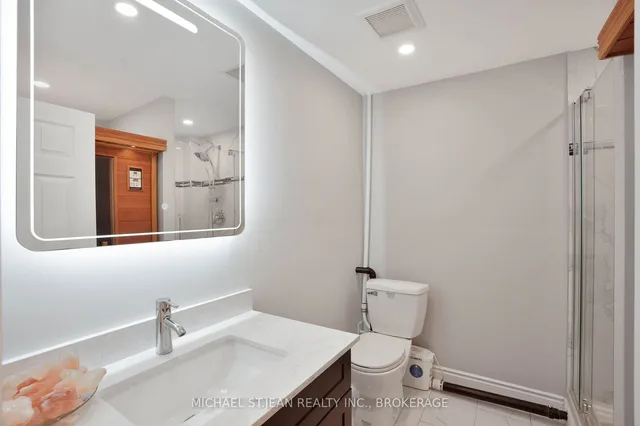 Additional image 32 of 827 Ridge Rd