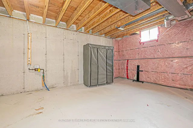 Additional image 36 of 67 Yellowknife Rd