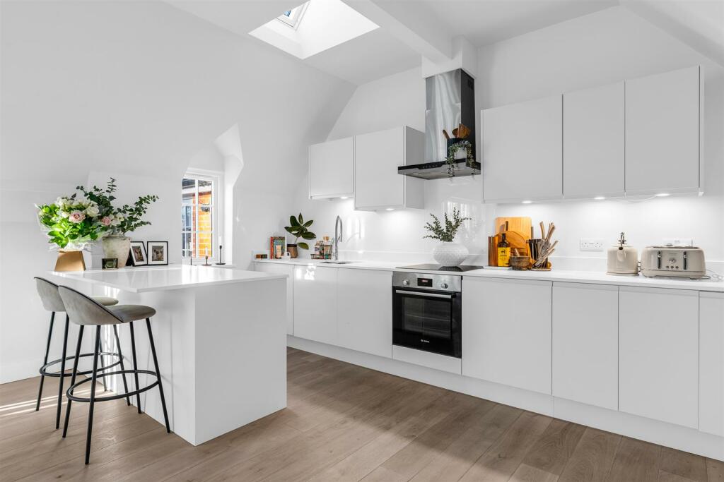 Additional image 7 of Codicote Road, Welwyn