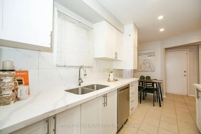 Additional image 10 of 47 Saddlecreek Crt