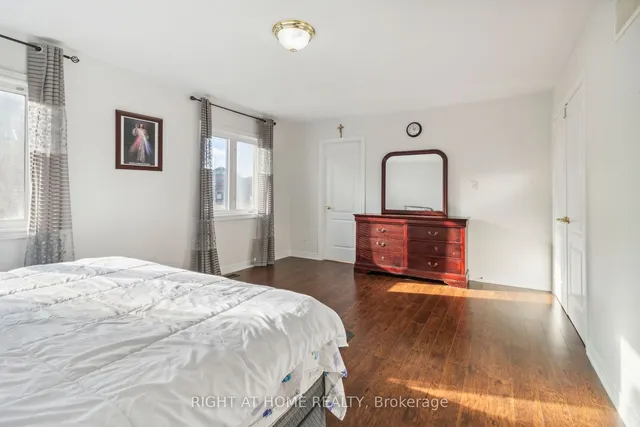 Additional image 26 of 52 Runnymede Cres