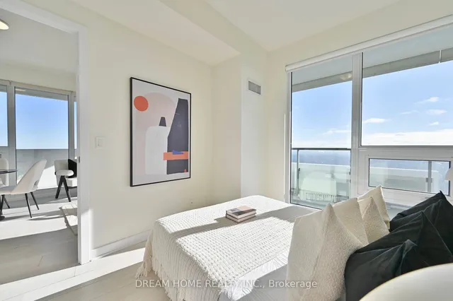 Additional image 22 of 2221 Yonge St Unit 5303