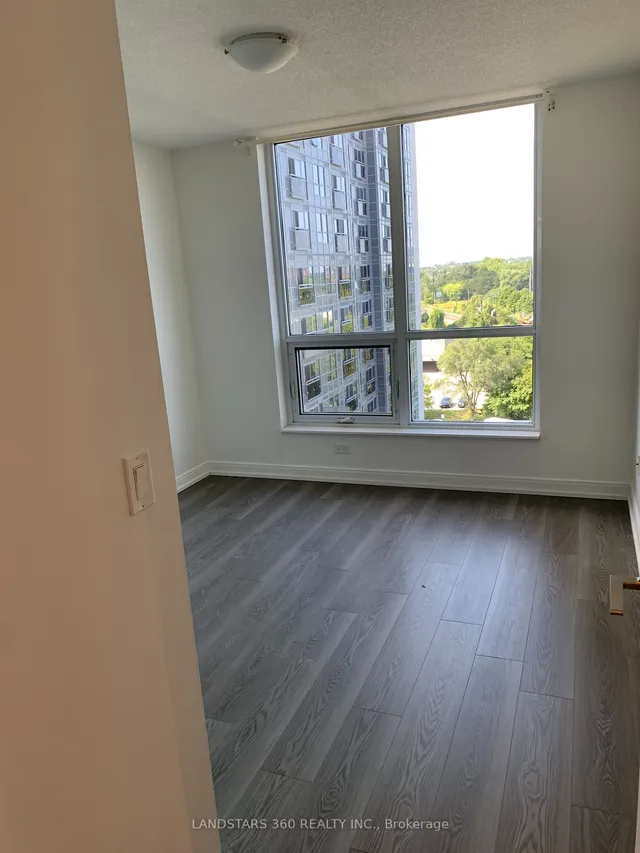 Additional image 7 of 255 Village Green Sq Unit 806