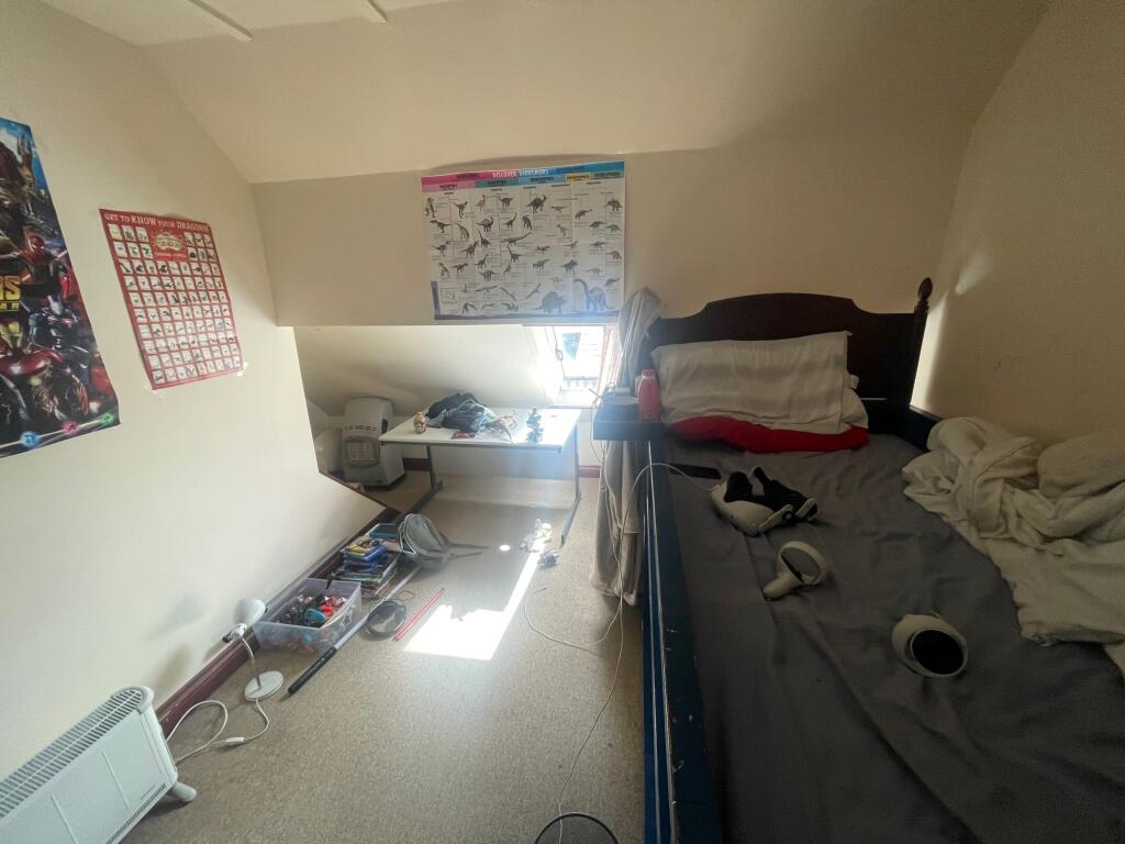 Additional image 4 of 1 and 7A Saxon Court plus Freehold of Saxon Court (1-8), High Street, Bidford-On-Avon, Alcester B50 4AB