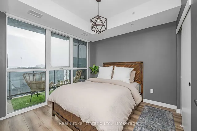 Additional image 25 of 108 Garment St Unit 904