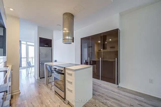 Additional image 12 of 38 Dan Leckie Way Unit 2009