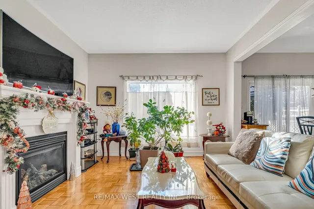 Additional image 36 of 8 Lampman Dr