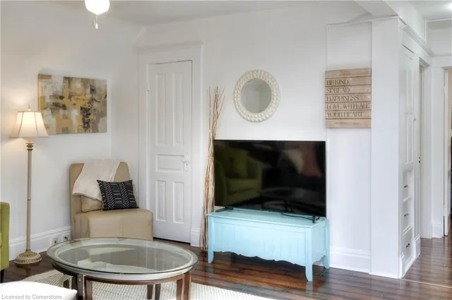 Additional image 11 of 331 Park St Unit 2