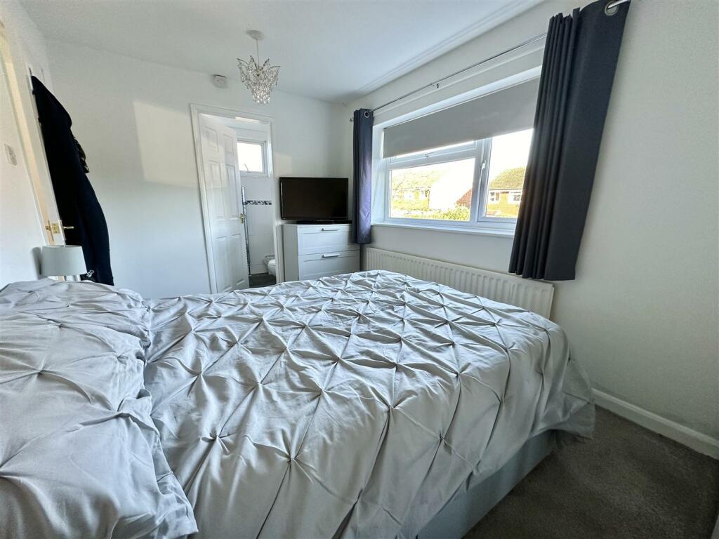 Additional image 21 of Fairwater Crescent, Alcester