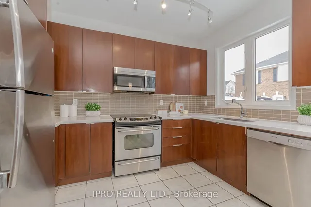 Additional image 14 of 185 Mcdougall Cross