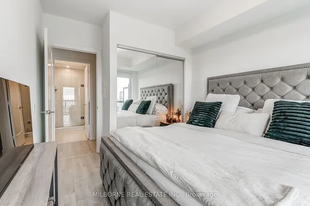 Additional image 12 of 30 Inn On The Park Dr Unit 1607