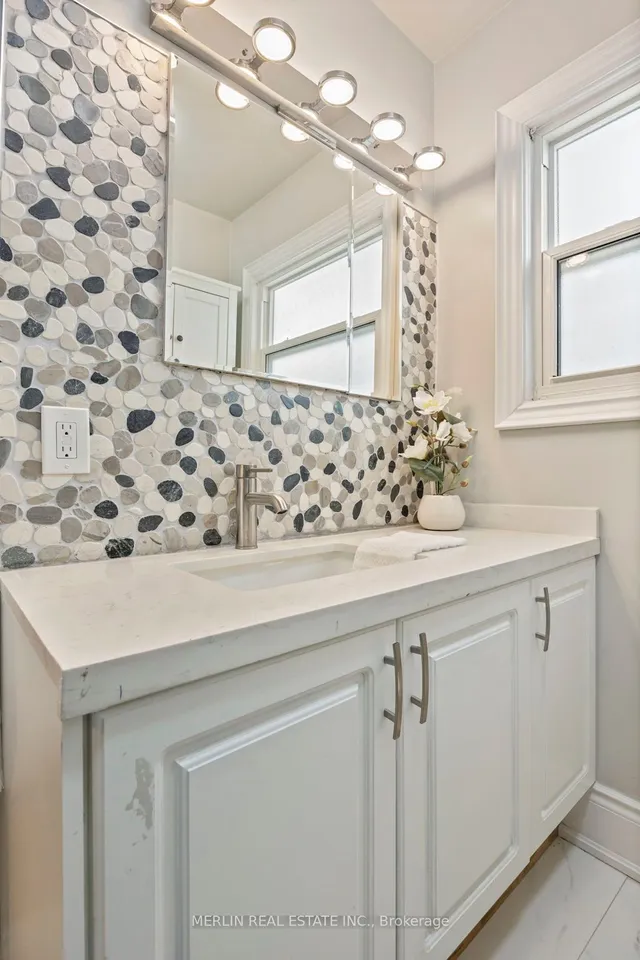 Additional image 26 of 46 Cornelius Pkwy