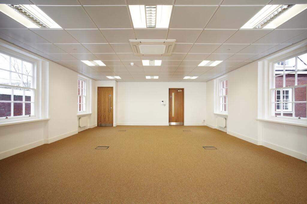 Additional image 4 of 6 The Courtyard, 707 Warwick Road, Solihull, B91 3DA