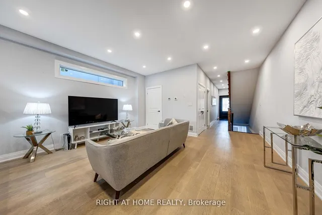 Additional image 5 of 574A Pharmacy Ave