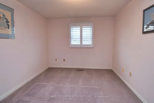 Additional image 27 of 54 Ramsden Dr