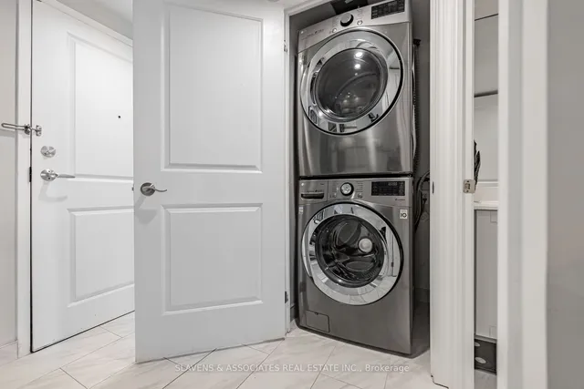 Additional image 20 of 15 Stafford St Unit 717