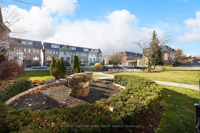 Additional image 29 of 24 Ruby Lang Lane