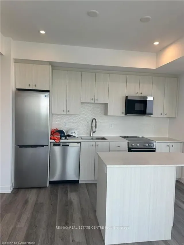 Additional image 16 of 15 Wellington St Unit 2612