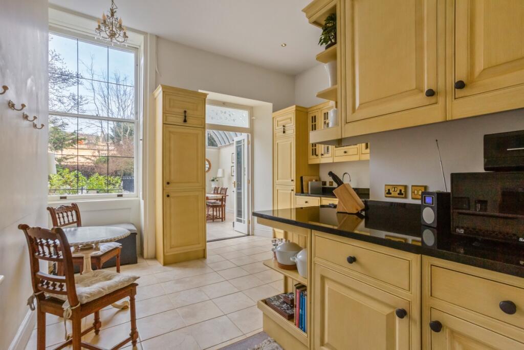 Additional image 23 of Royal Crescent Bath BA1