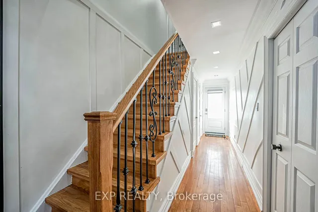 Additional image 16 of 112 Collins Cres Unit 111