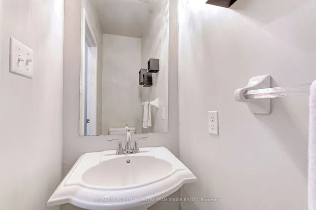 Additional image 16 of 15 Roundstone Dr