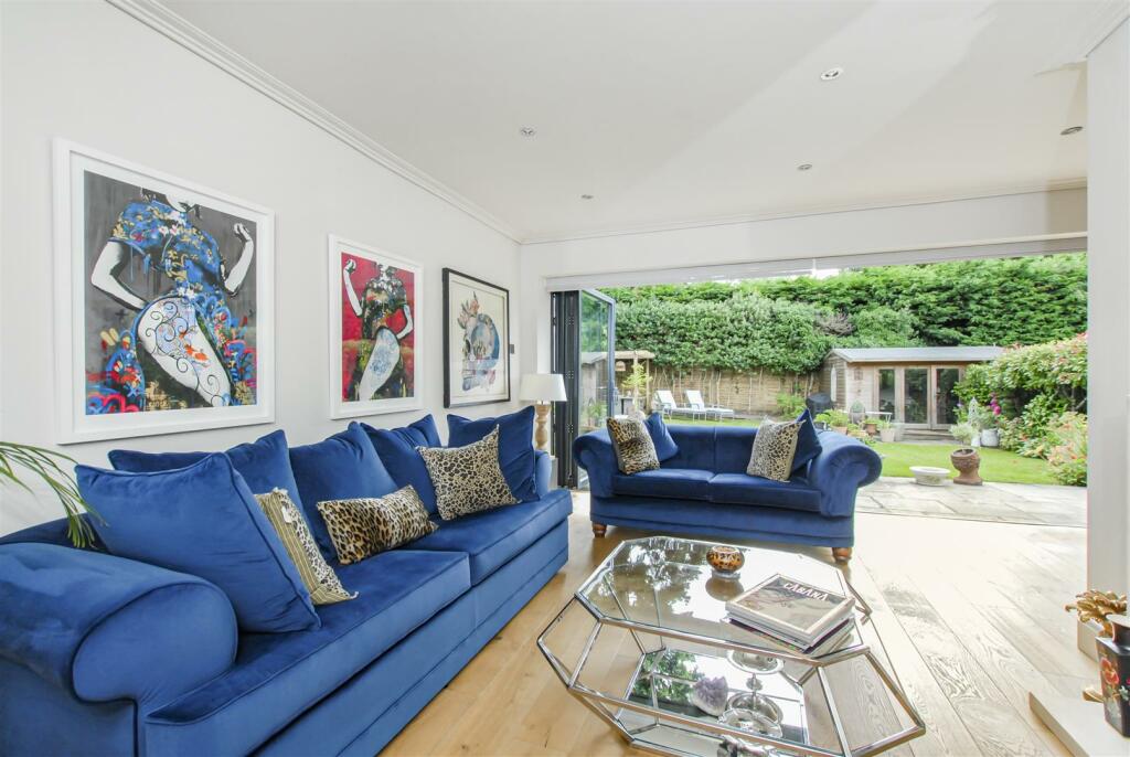 Additional image 37 of Mount Pleasant Lane, Bricket Wood, St. Albans