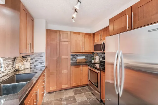 Additional image 16 of 25 Grenville St Unit 1905