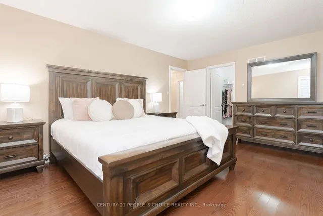 Additional image 26 of 39 Huntspoint Dr