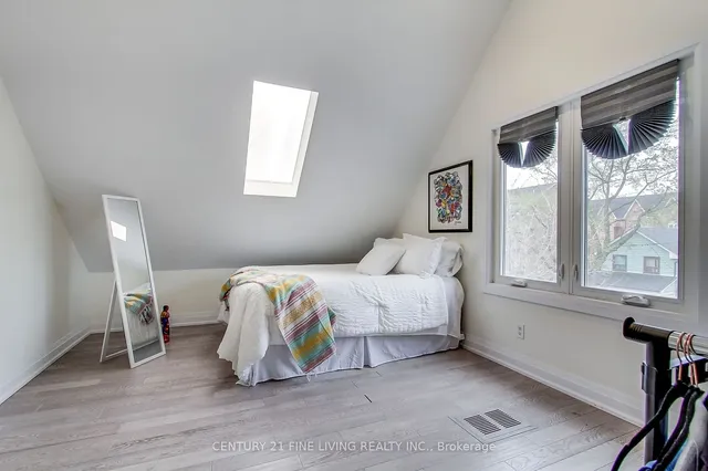 Additional image 28 of 6 Edmund Ave