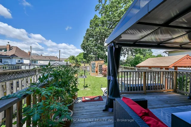 Additional image 36 of 53 1/2 Robins Ave