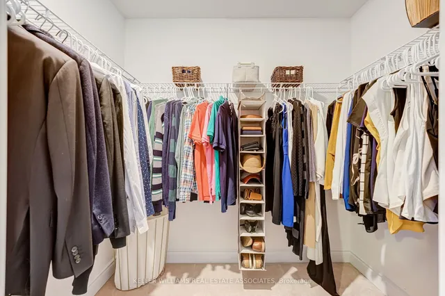 Additional image 39 of 94 Panton Tr