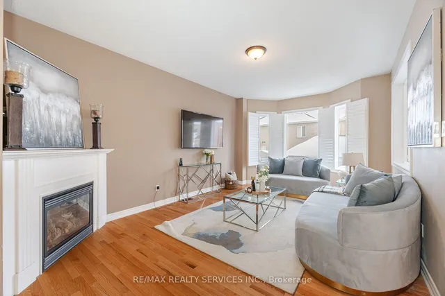 Additional image 5 of 25 Pape Dr