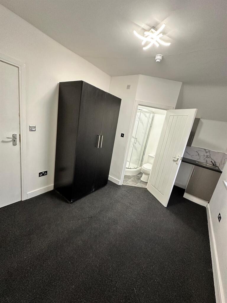 Additional image 31 of Manor Road, Smethwick