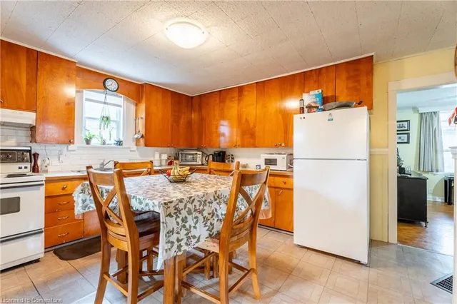 Additional image 15 of 214 Margaret Ave