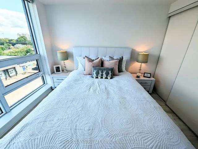 Additional image 28 of 31 Tippett Rd Unit 411