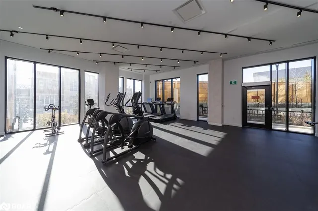 Additional image 20 of 2300 St Clair Avenue West Unit 118