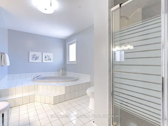 Additional image 21 of 599 Chagall Crt