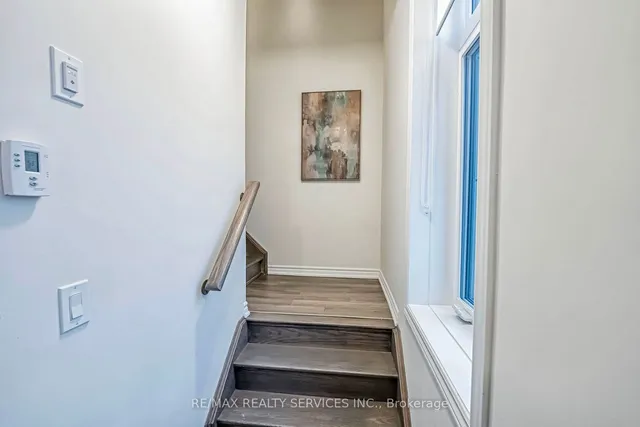 Additional image 17 of 20 Halliford Pl Unit 108